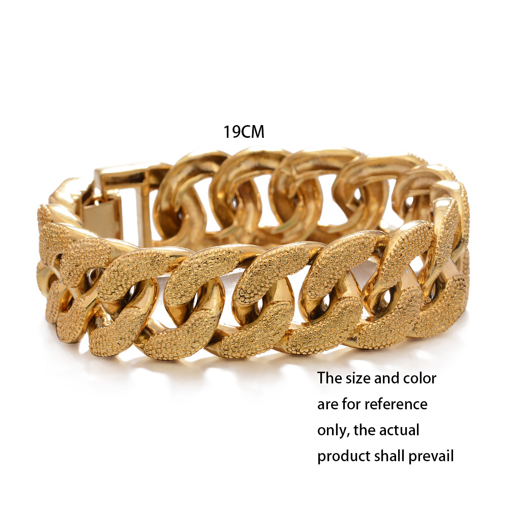 Pulsera de Color dorado de Dub - Street Fashion Dubai reseña y precio