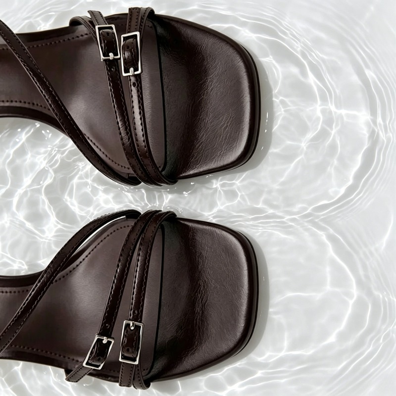 Sandalias de tacón con detalle - Street Fashion Dress reseña y precio