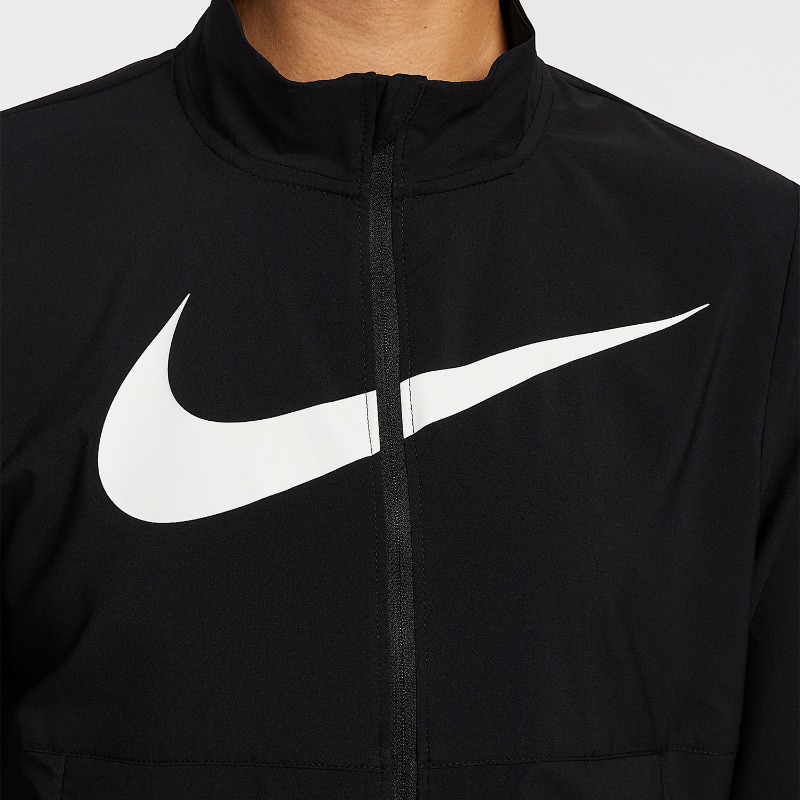 Chaqueta Nike Tejida Asimétric - Street Fashion Nike reseña y precio