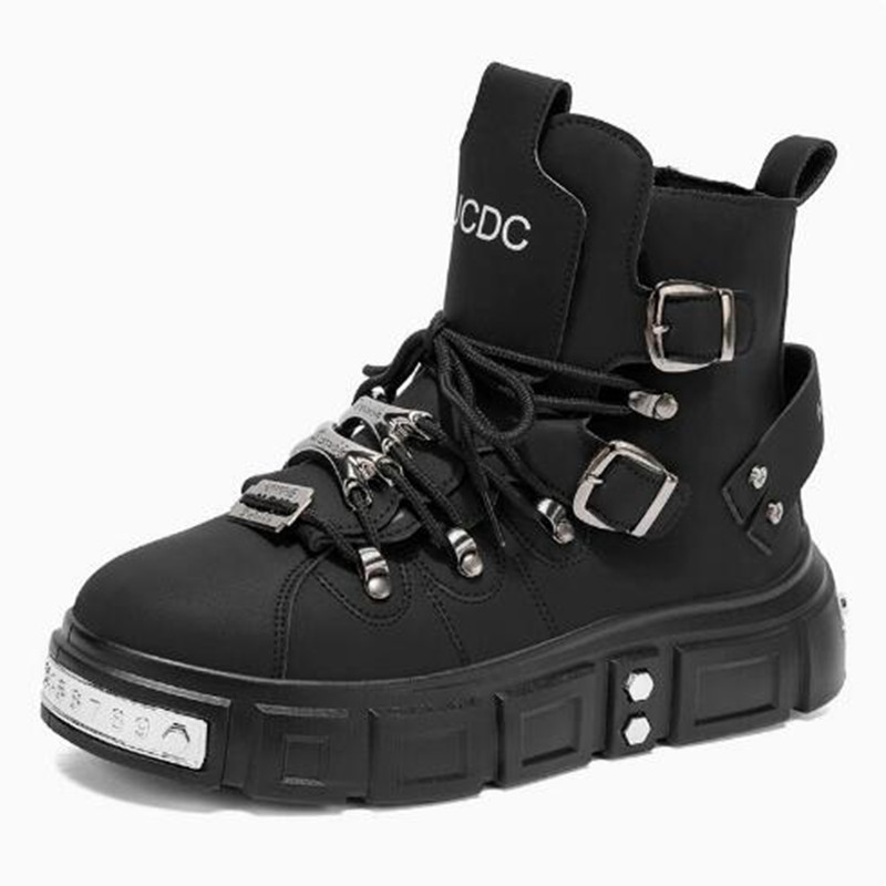 Zapatillas de moda negras con  - Street Fashion Luxury reseña y precio